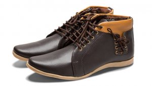 Men Footwear: Everything under Rs 499